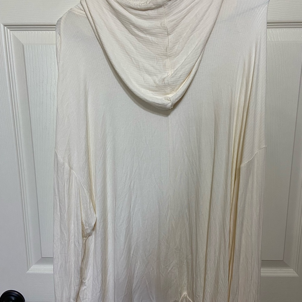 Fabletics Drawstring Hoodie Soft Light Comfy - image 2